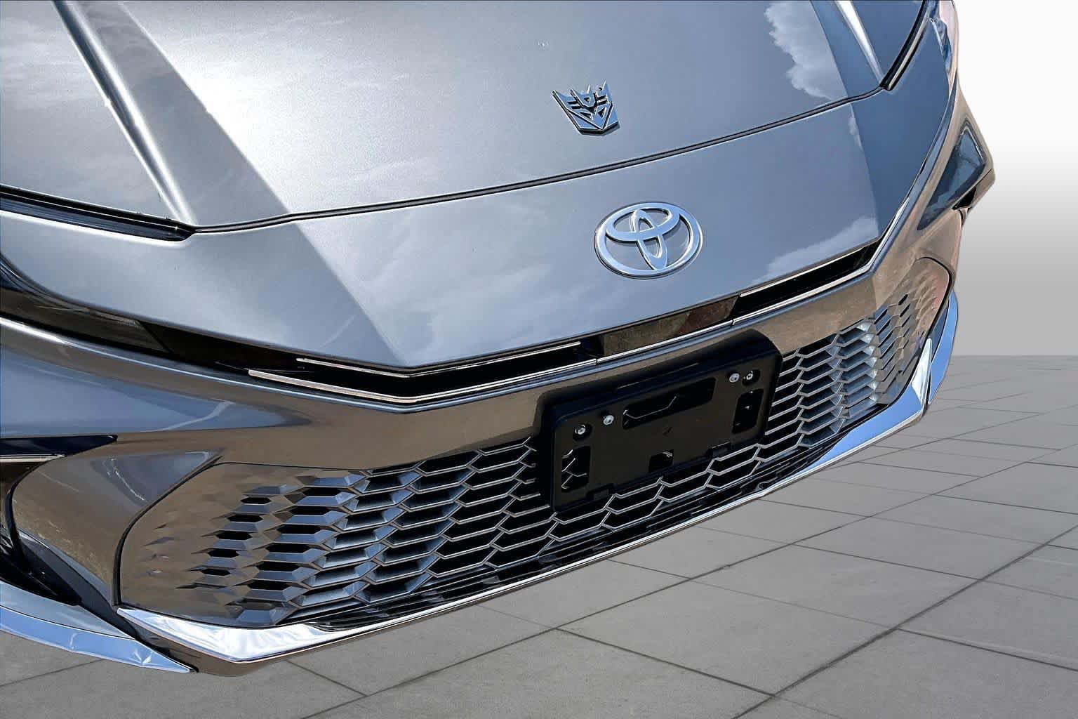 Used 2025 Toyota Camry XSE w/ Premium Package FWD image 29