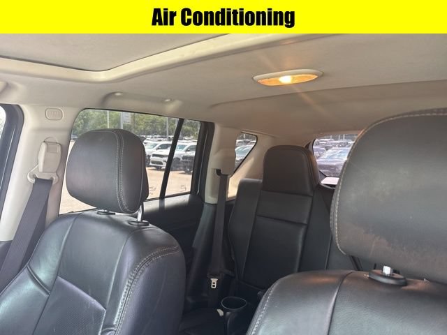 Used 2016 Jeep Compass High Altitude FWD image 8