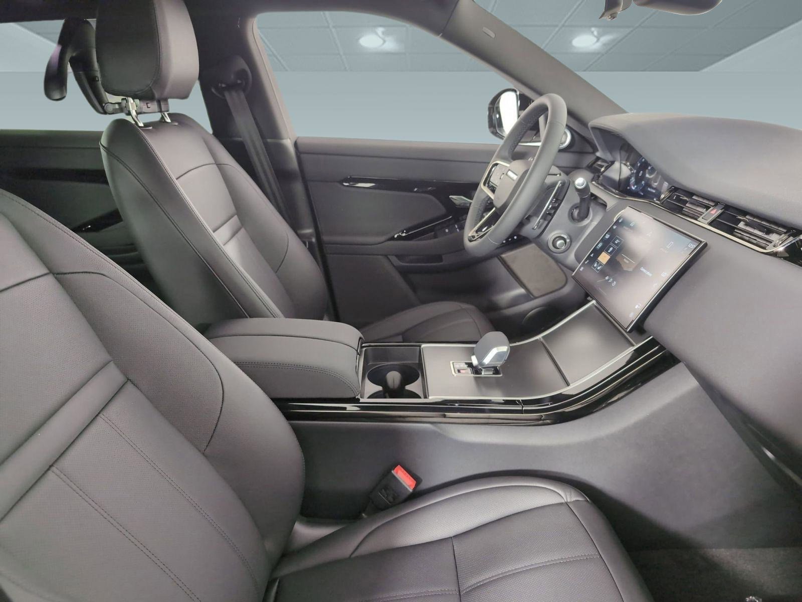 Certified 2026 Land Rover Range Rover Evoque S image 20