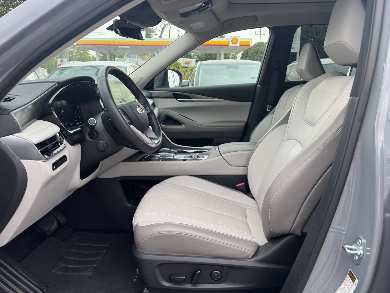 Used 2026 INFINITI QX60 Luxe FWD image 29