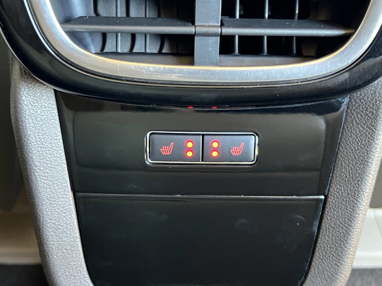 Used 2022 Lincoln Nautilus Reserve image 19