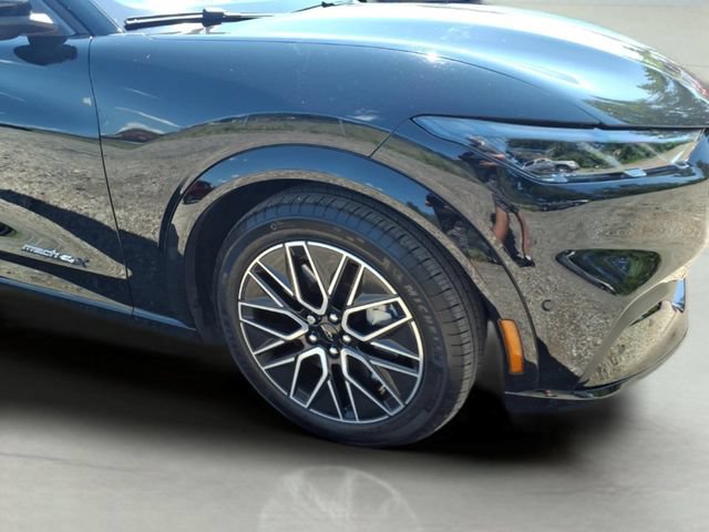 Certified 2024 Ford Mustang Mach-E Premium AWD/4WD image 4