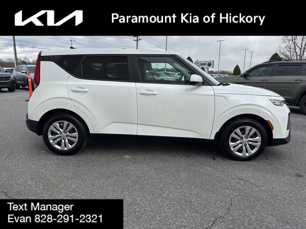Used 2021 Kia Soul LX image 8