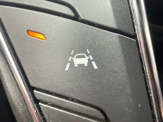 Used 2020 Cadillac XT5 Premium Luxury w/ LPO, Floor Liner Package AWD/4WD image 45