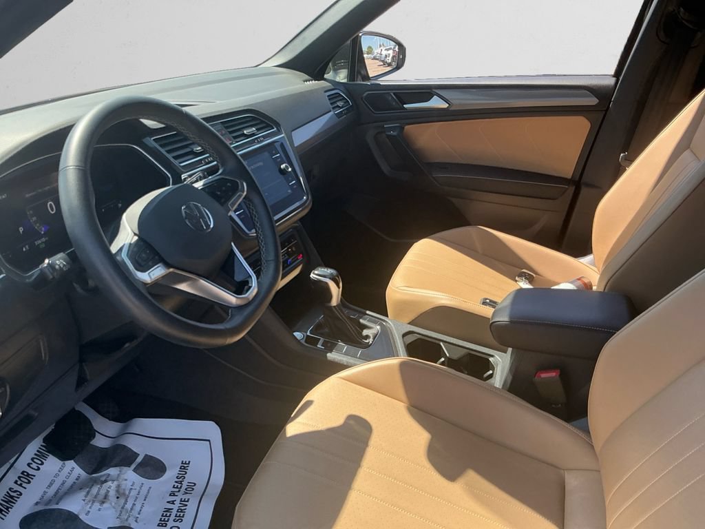 Used 2022 Volkswagen Tiguan SE FWD image 9