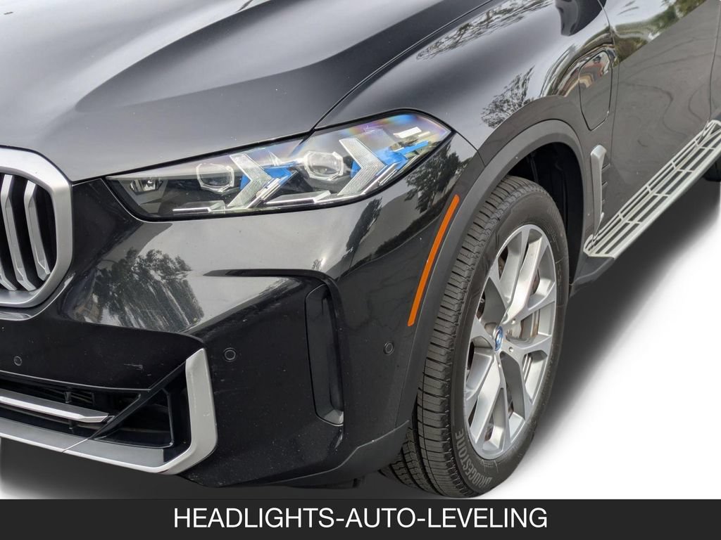 Used 2025 BMW X5 xDrive50e AWD/4WD image 10