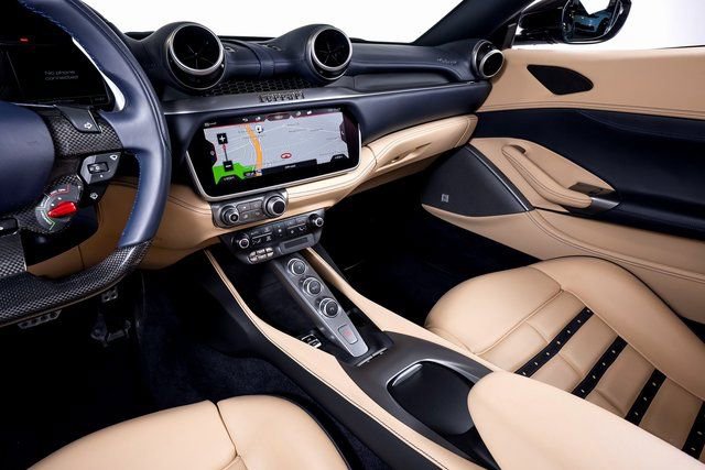 Certified 2019 Ferrari Portofino image 31