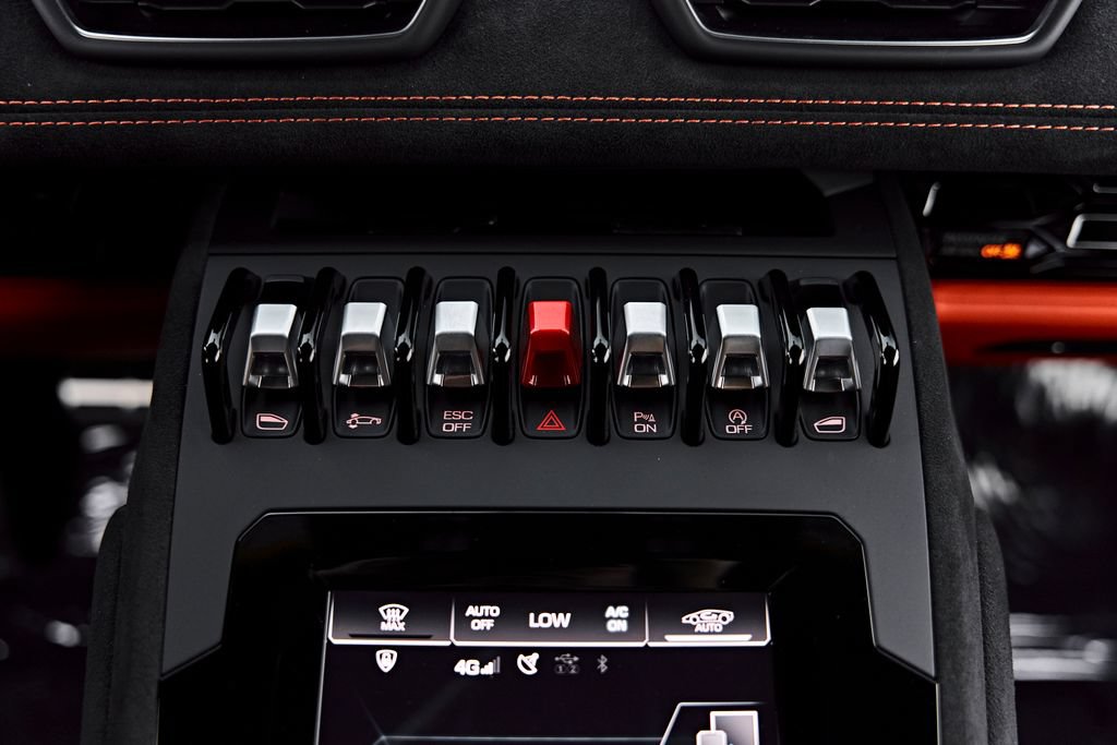 Used 2023 Lamborghini Huracan Tecnica RWD image 75