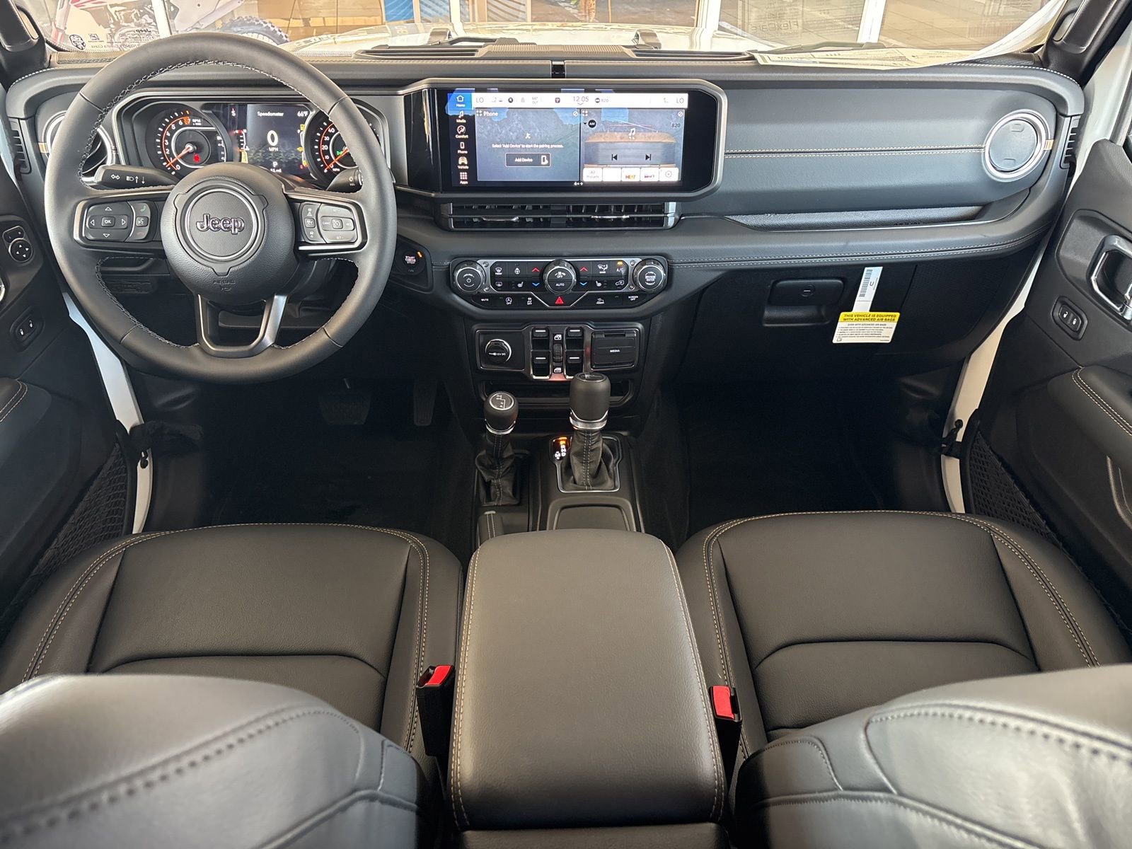 New 2025 Jeep Gladiator Sport image 15