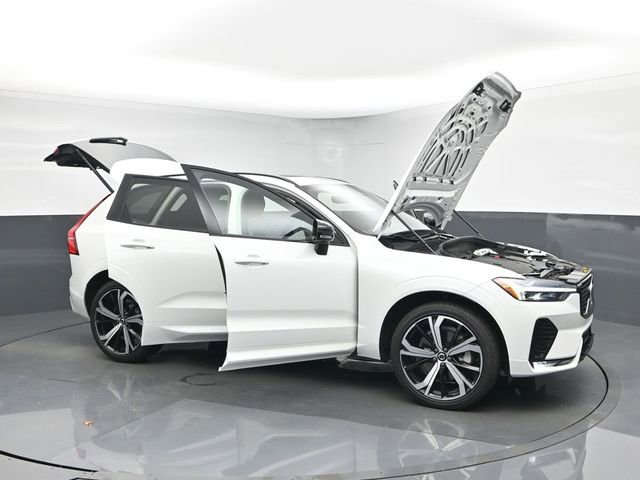 Used 2022 Volvo XC60 B6 R-Design w/ Protection Package Premier image 51