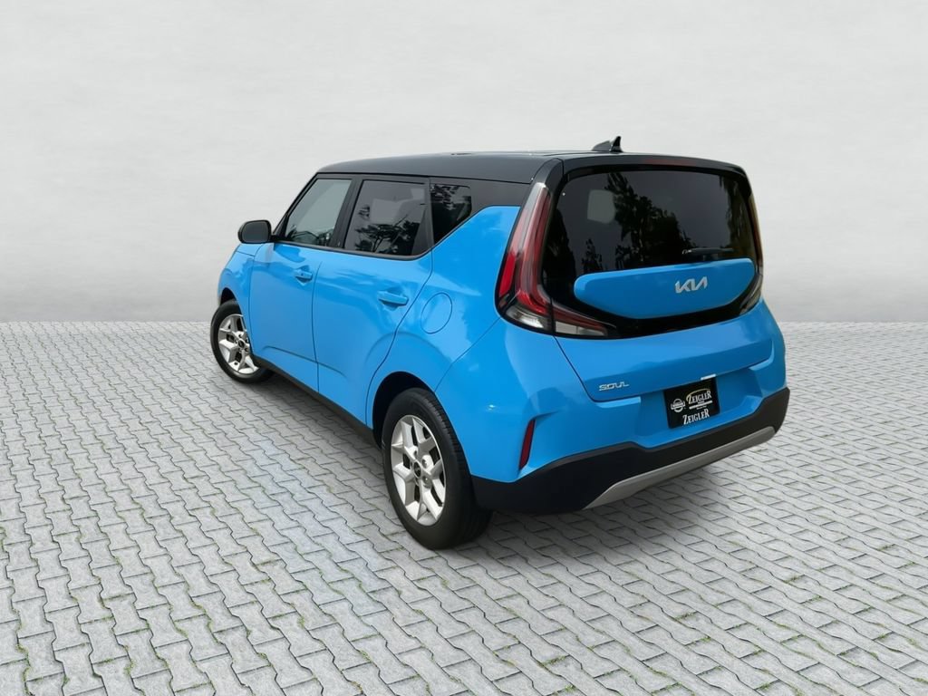 Used 2024 Kia Soul S FWD image 6