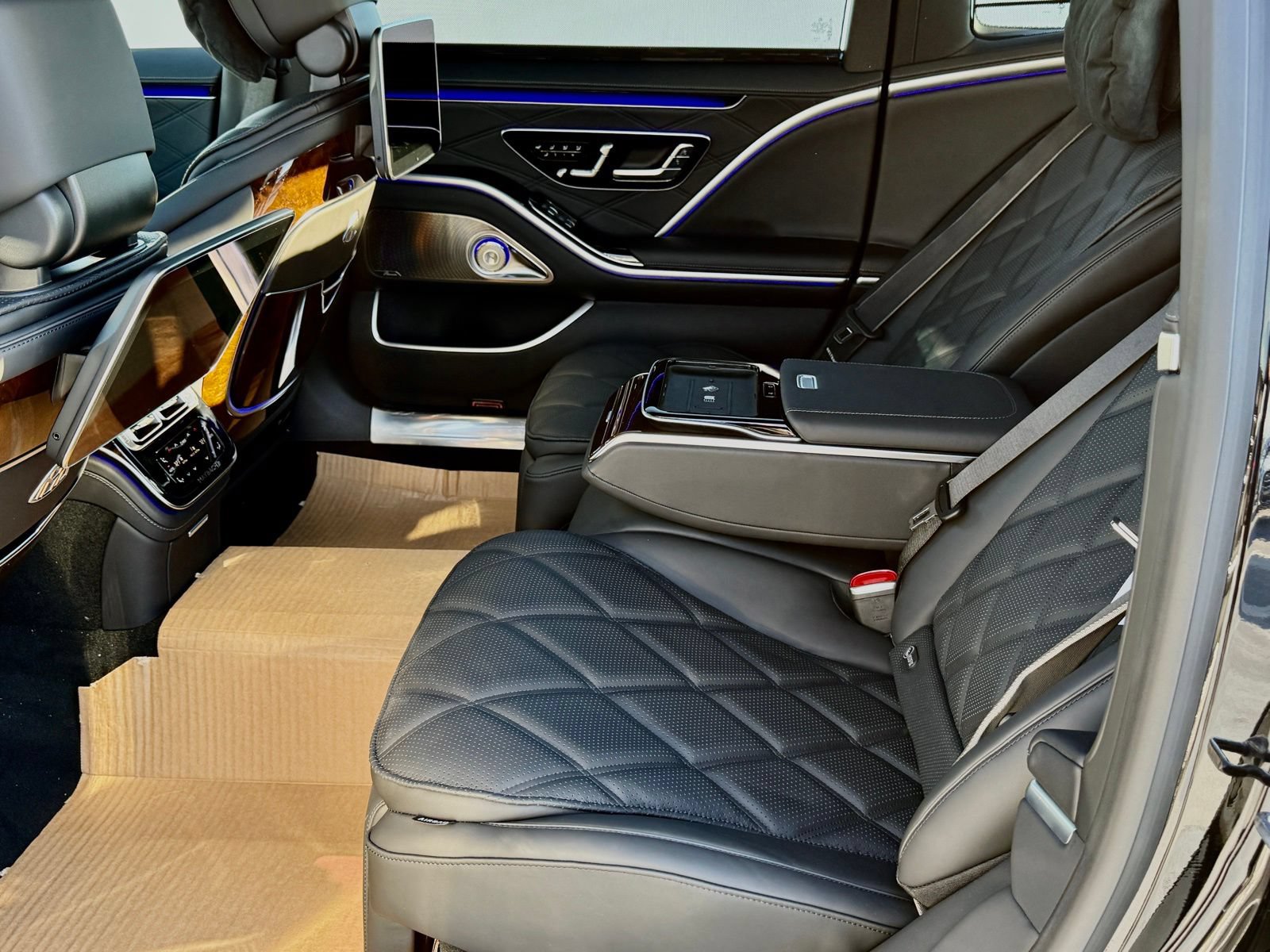 New 2026 Mercedes-Benz Maybach S 580 4MATIC image 27