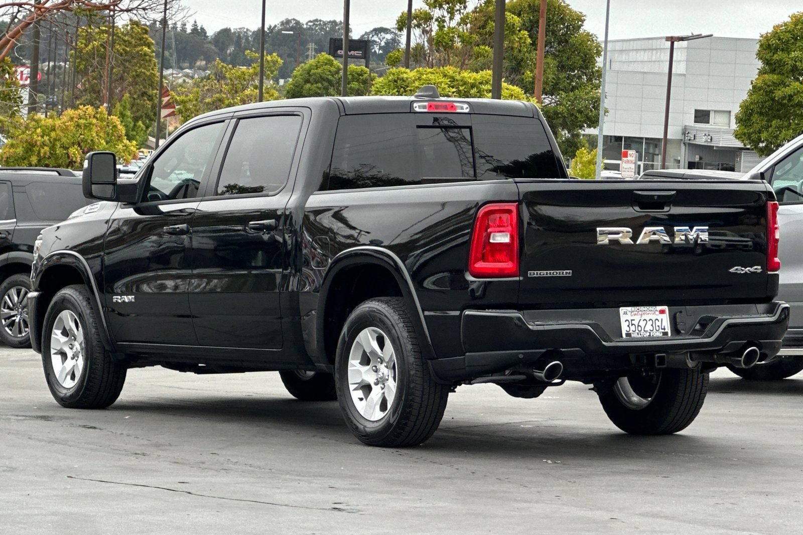 Used 2025 RAM 1500 Big Horn AWD/4WD image 6