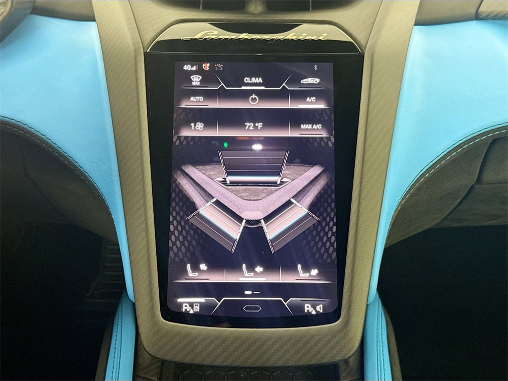 Used 2024 Lamborghini Revuelto image 16