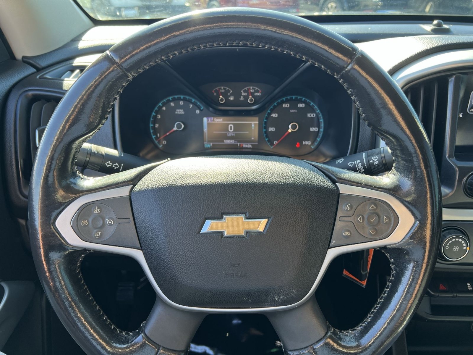 Used 2017 Chevrolet Colorado LT w/ Midnight Edition AWD/4WD image 16