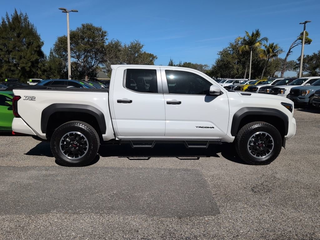 Used 2025 Toyota Tacoma TRD Off-Road w/ TRD Off Road Upgrade Package image 2