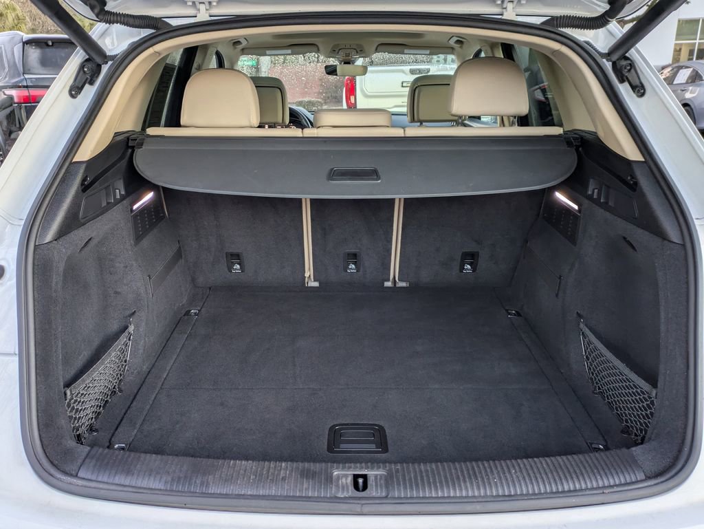 Used 2018 Audi Q5 2.0T Premium Plus w/ Premium Plus Package image 13