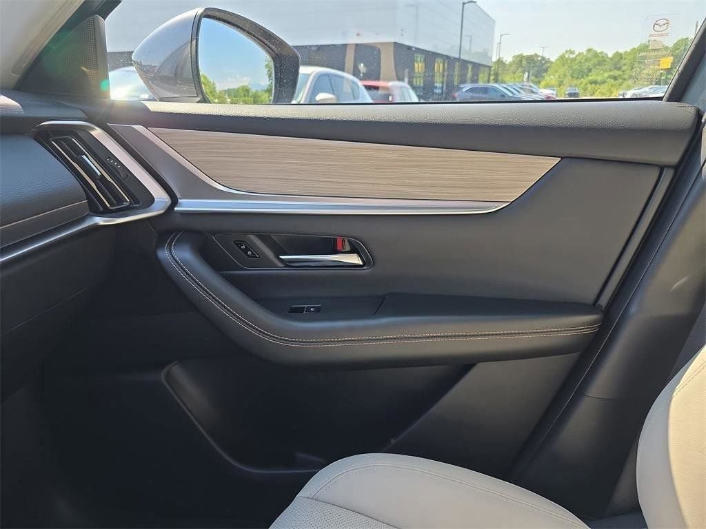 Used 2025 MAZDA CX-90 3.3 Turbo w/ Preferred Package image 25