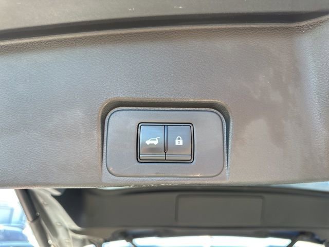 Used 2024 Nissan Rogue SV image 29