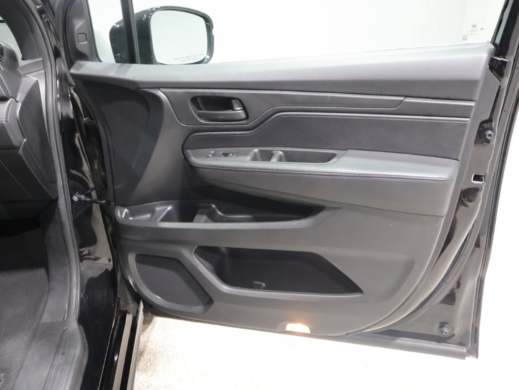 Used 2025 Honda Odyssey Sport-L image 22