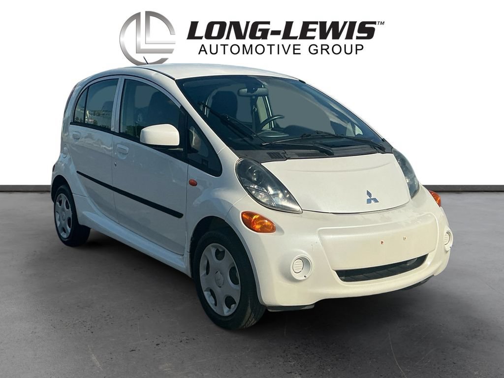 Used 2012 Mitsubishi i RWD image 10