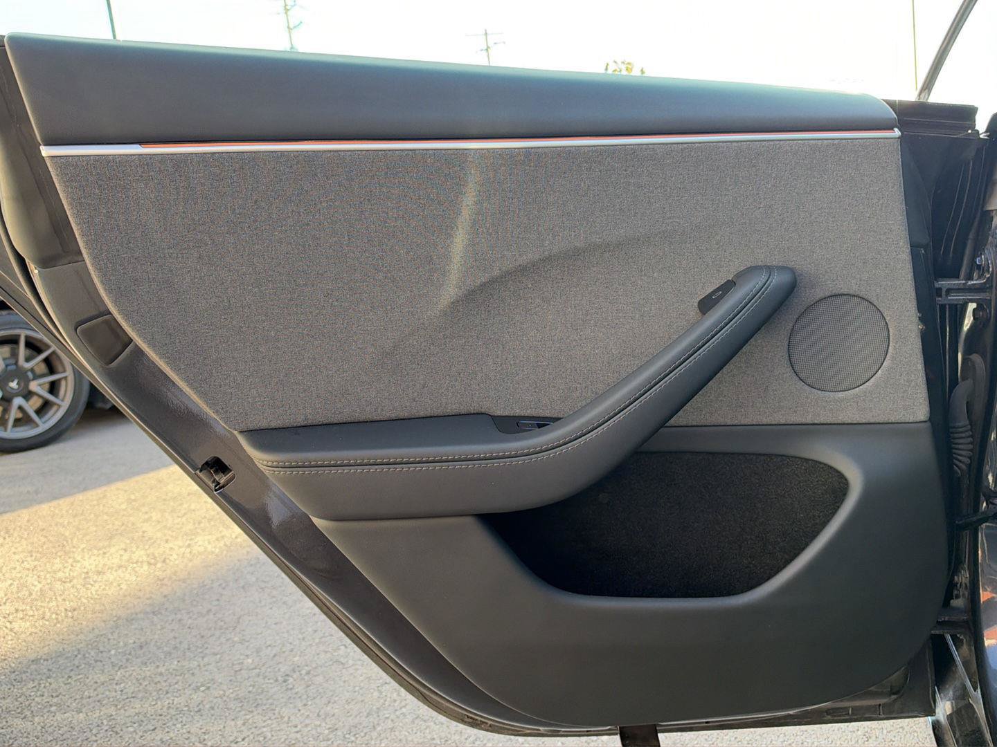 Used 2025 Tesla Model 3 Long Range RWD image 17