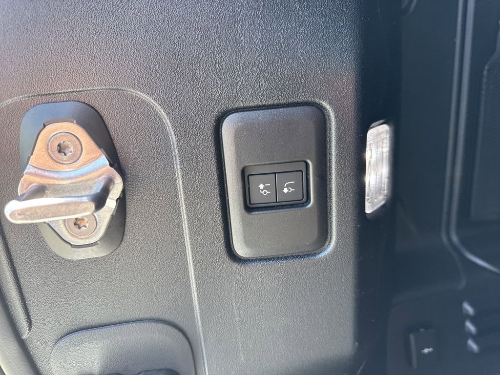 Used 2024 Land Rover Defender 110 S AWD/4WD image 30