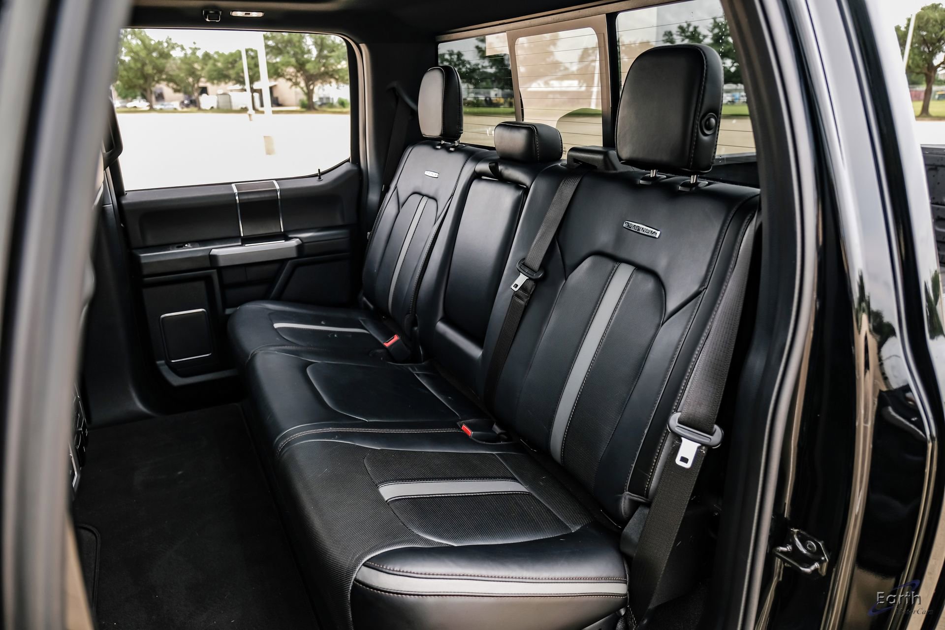 Used 2018 Ford F450 Platinum w/ Platinum Ultimate Package AWD/4WD image 83