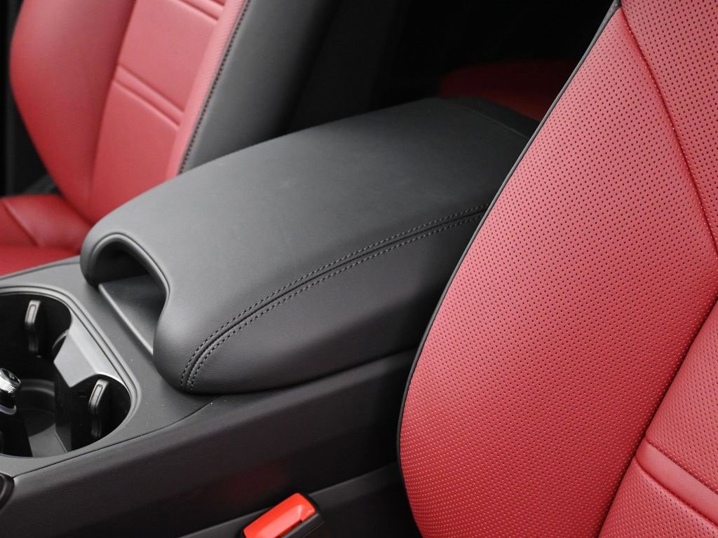 New 2026 Porsche Cayenne S image 21