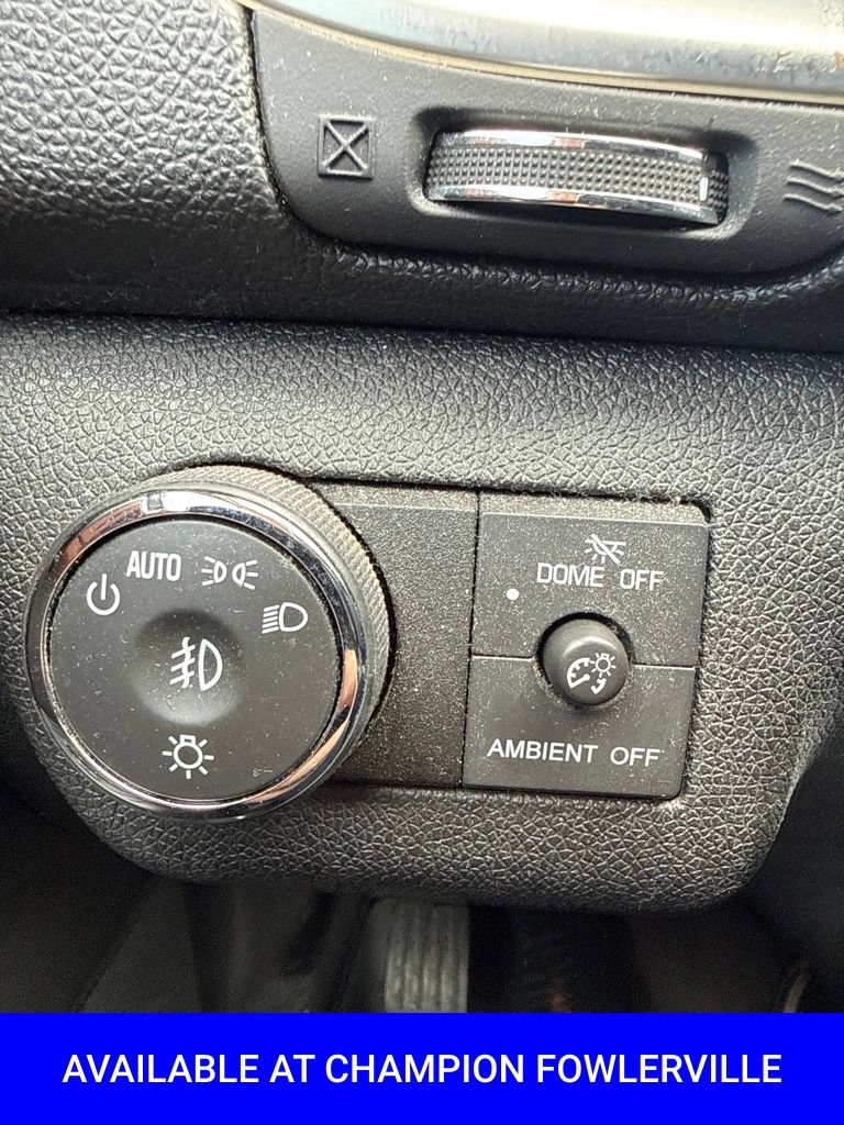Used 2015 Chevrolet Traverse LT FWD image 16