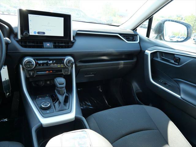 Certified 2025 Toyota RAV4 LE AWD/4WD image 14