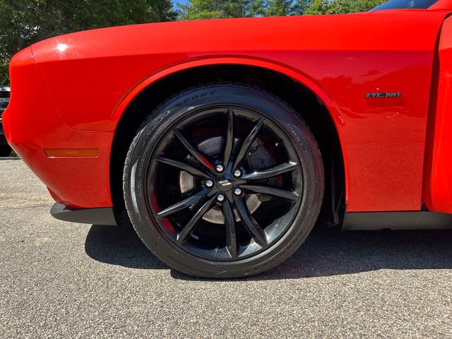 Used 2018 Dodge Challenger R/T w/ Blacktop Package RWD image 11