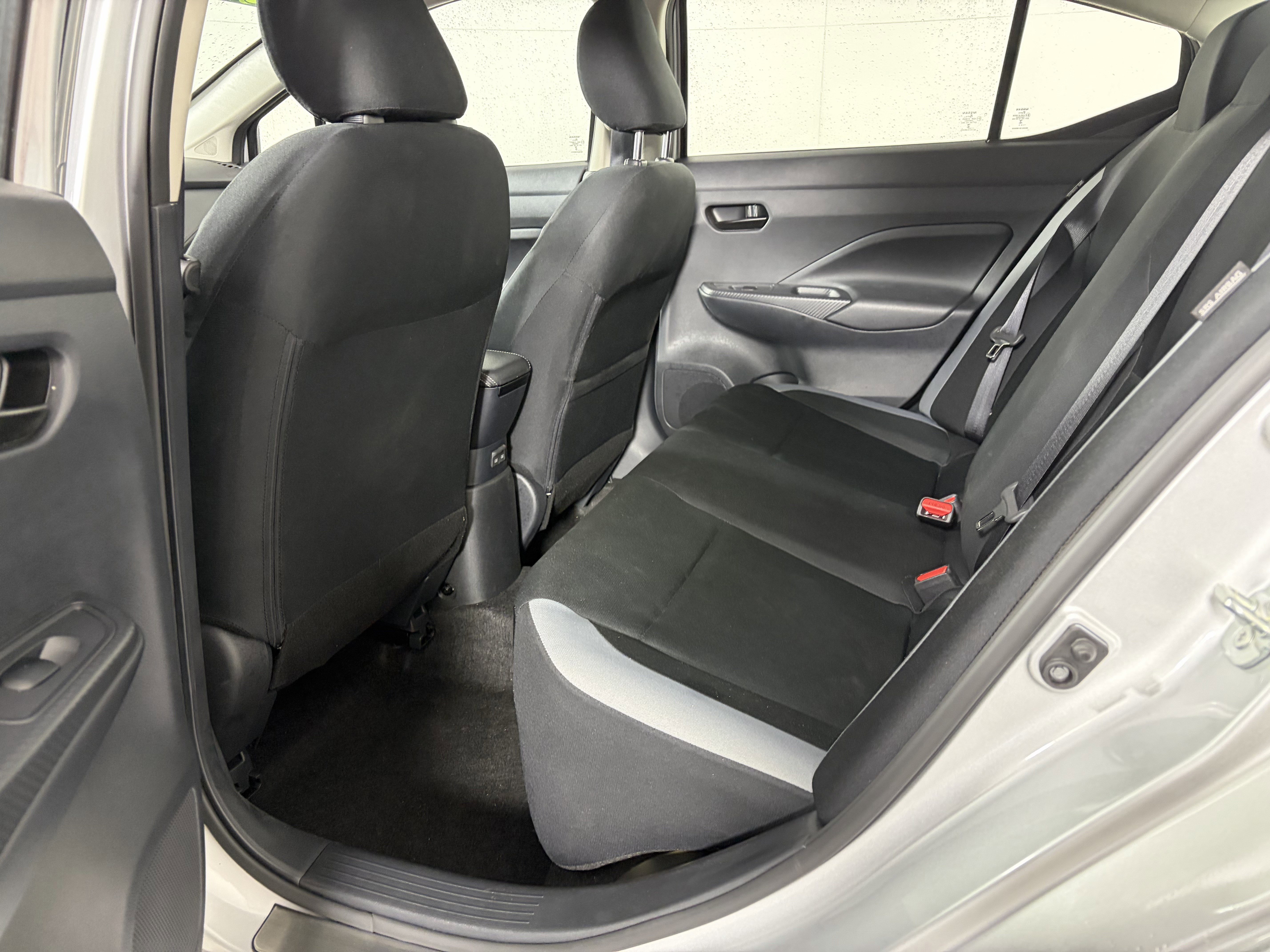 Used 2025 Nissan Versa S w/ Electronics Package FWD image 9