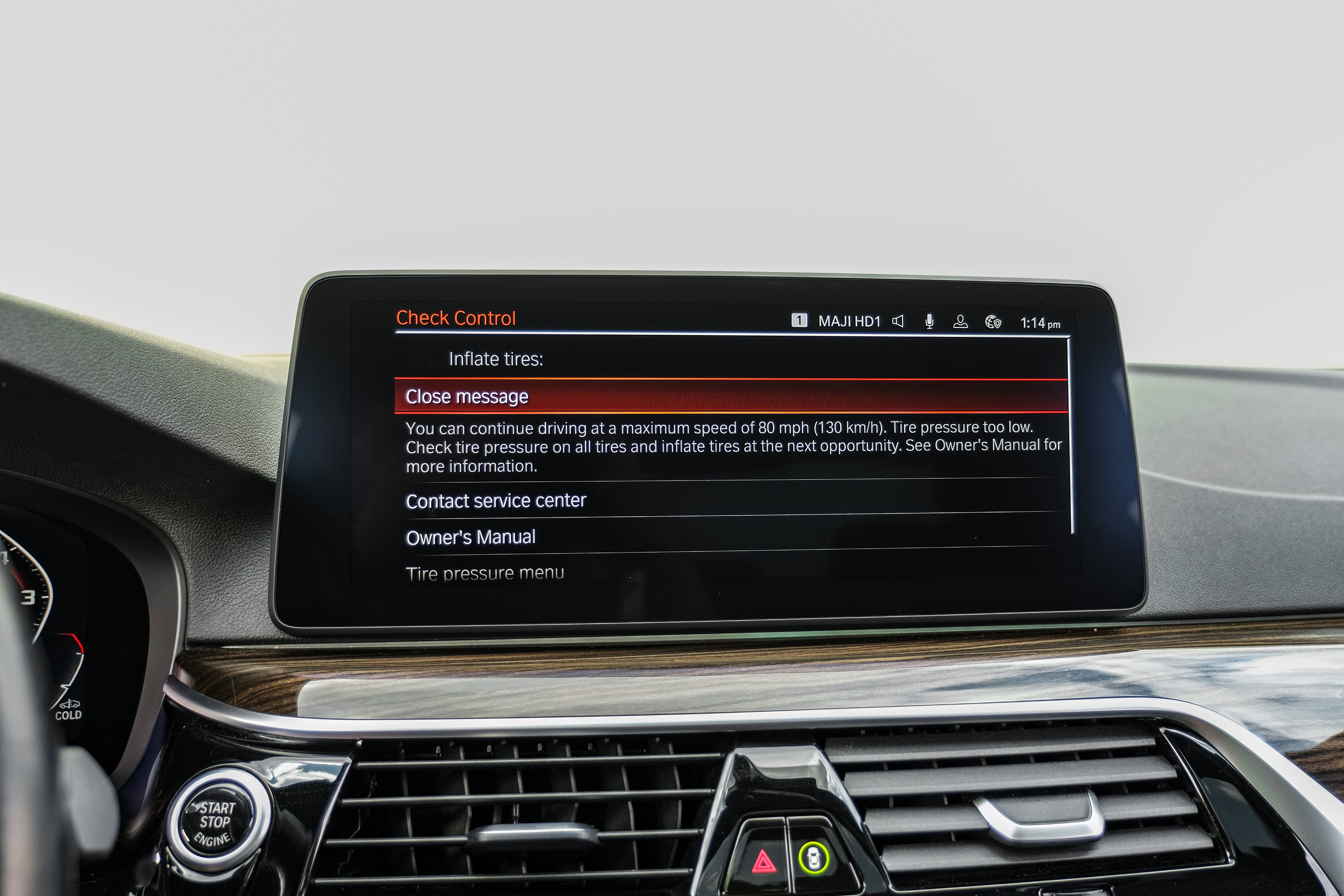 Used 2021 BMW 540i w/ Convenience Package image 28