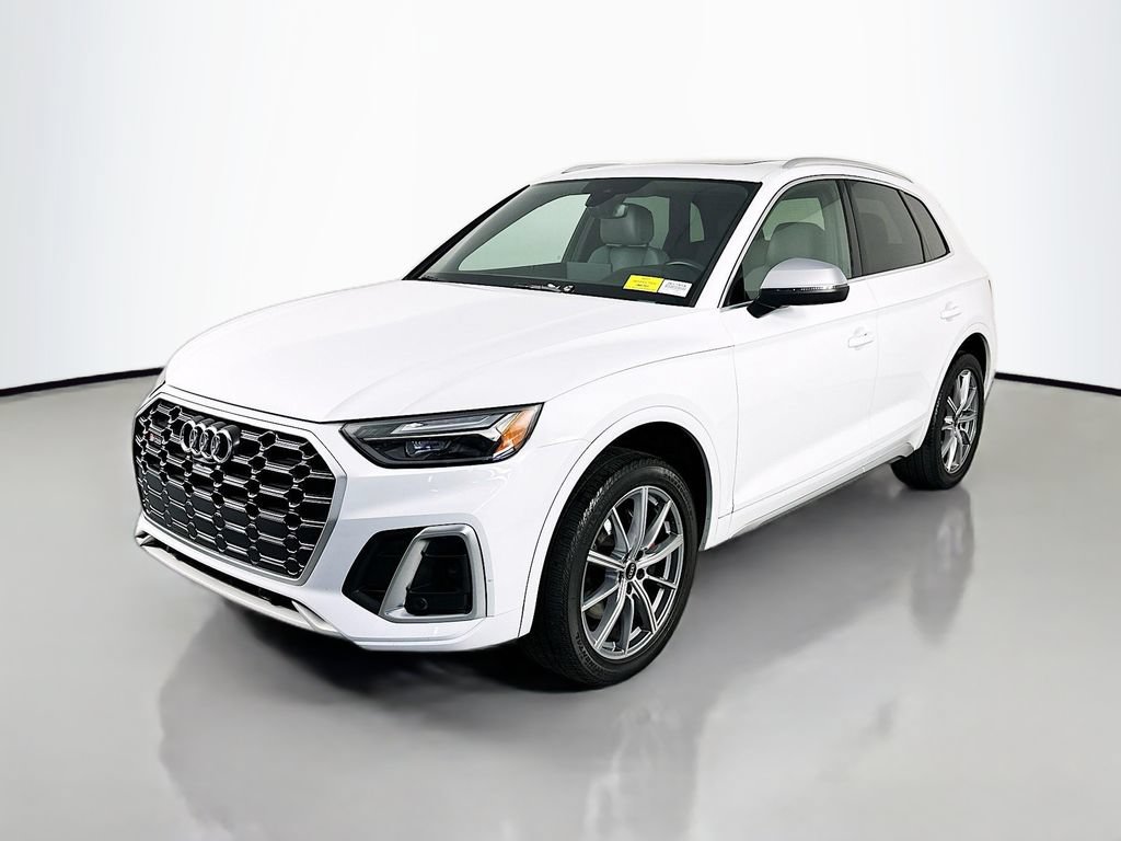 Used 2022 Audi SQ5 Premium Plus w/ Premium Plus Package AWD/4WD image 3