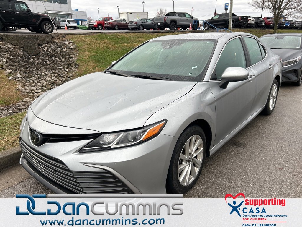 Used 2023 Toyota Camry LE image 1