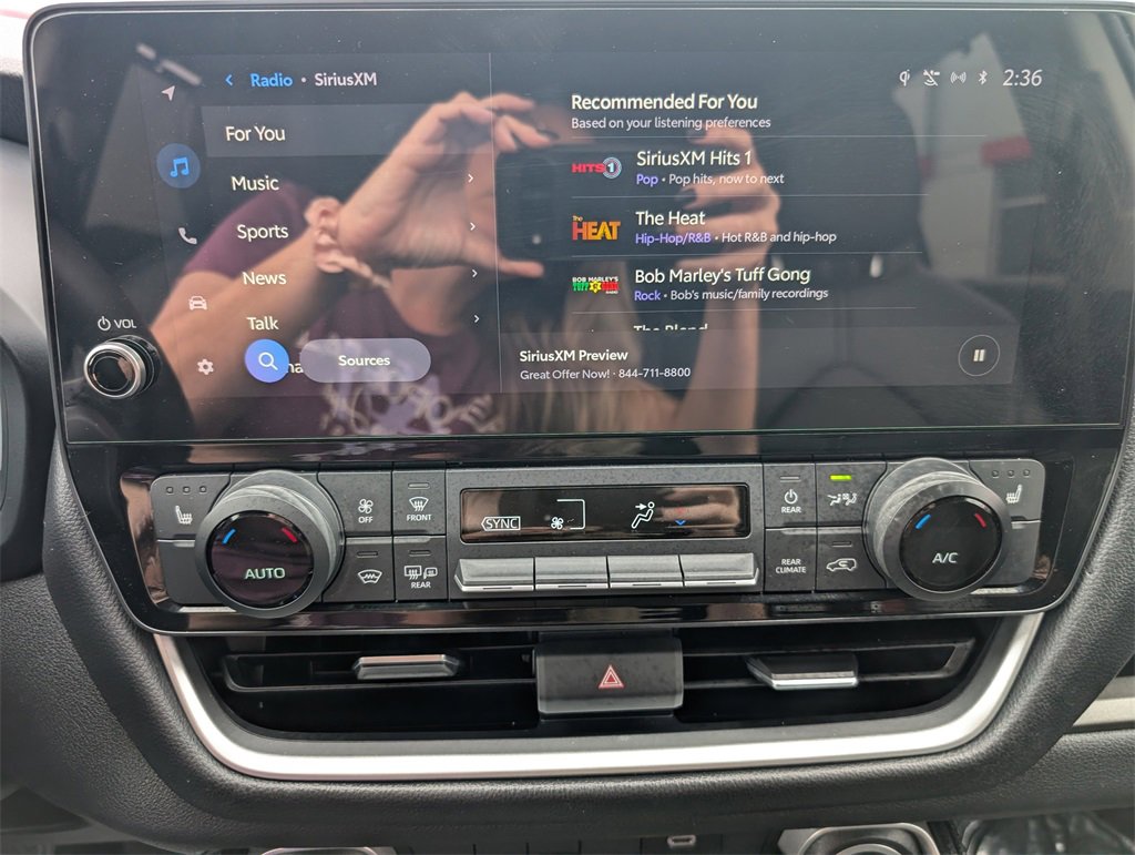 Used 2024 Toyota Grand Highlander XLE image 13