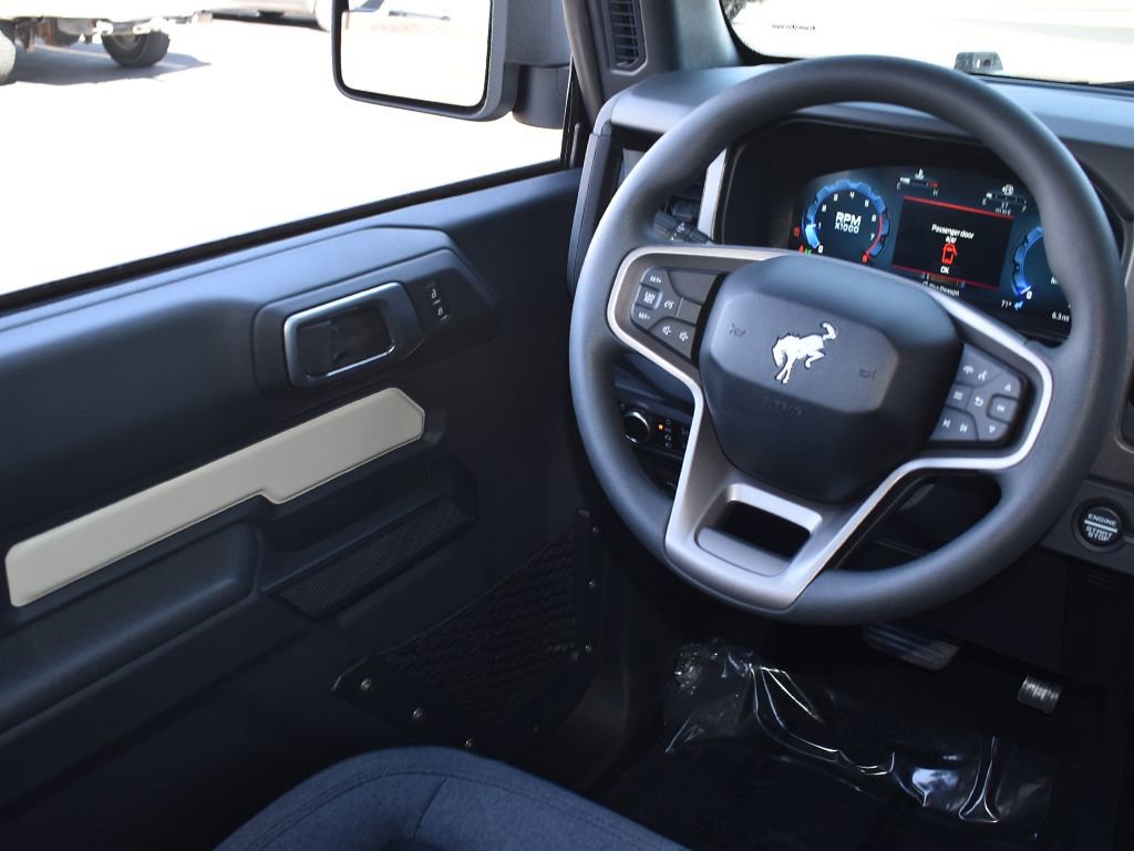 New 2026 Ford Bronco 2-Door AWD/4WD image 16