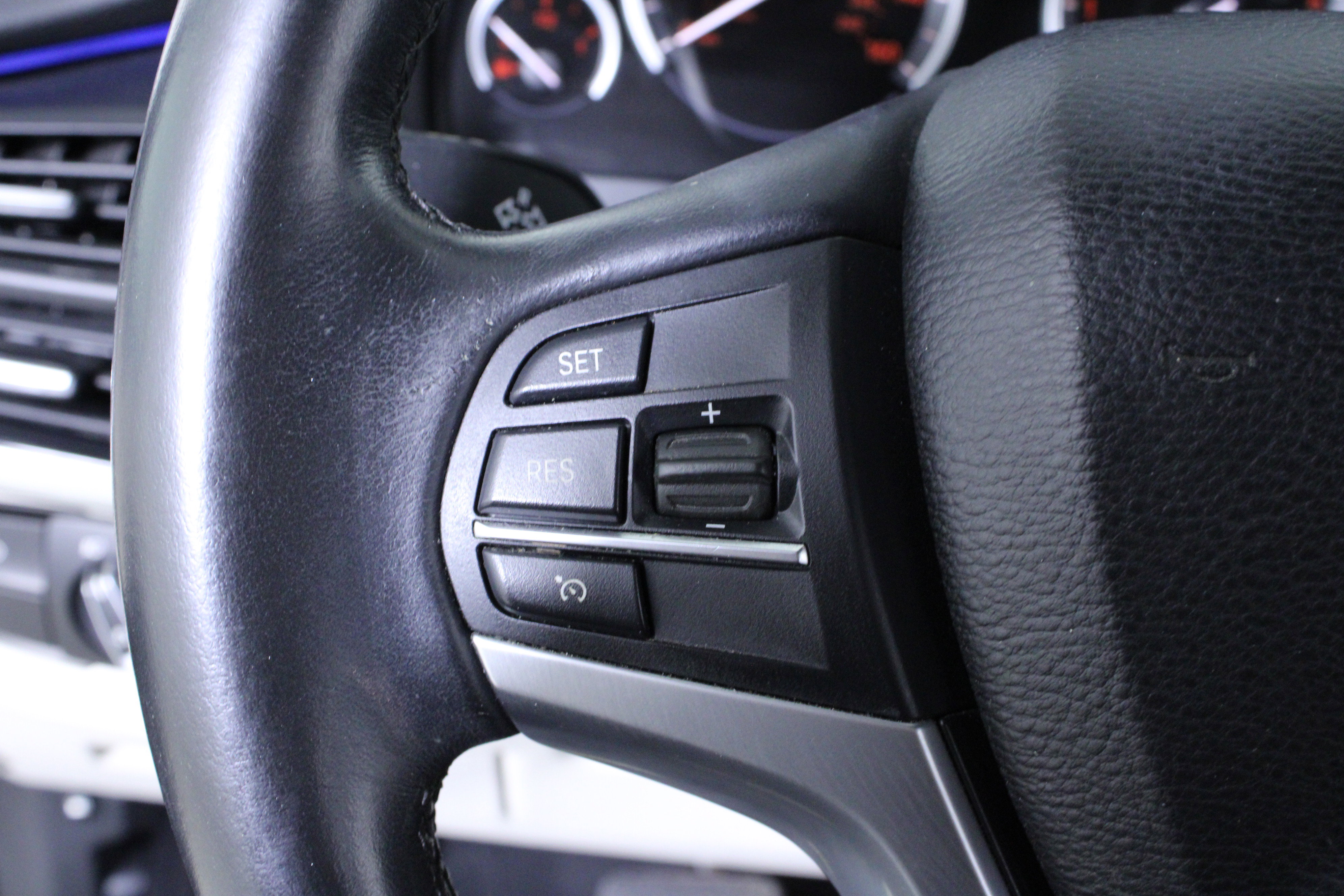 Used 2017 BMW X5 xDrive40e image 23