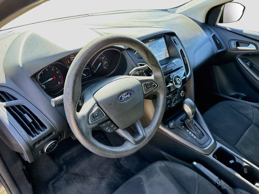 Used 2018 Ford Focus SEL FWD image 14