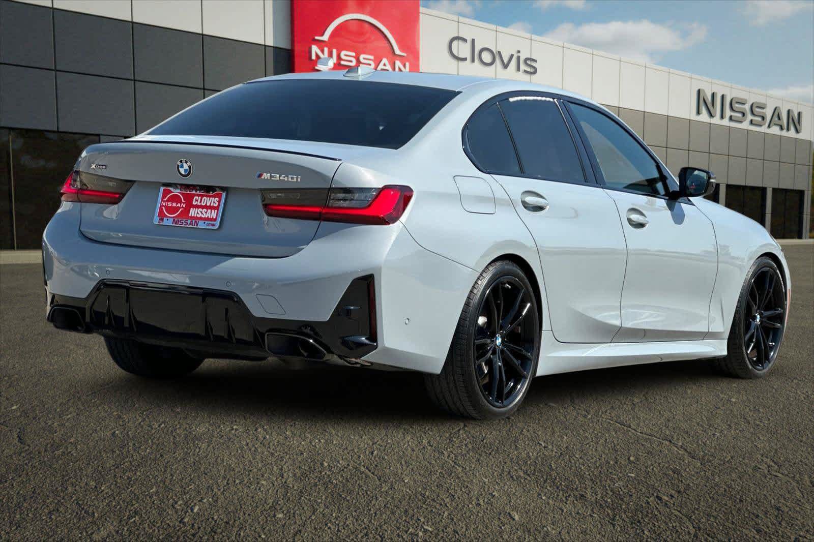 Used 2023 BMW M340i xDrive w/ Premium Package AWD/4WD image 3