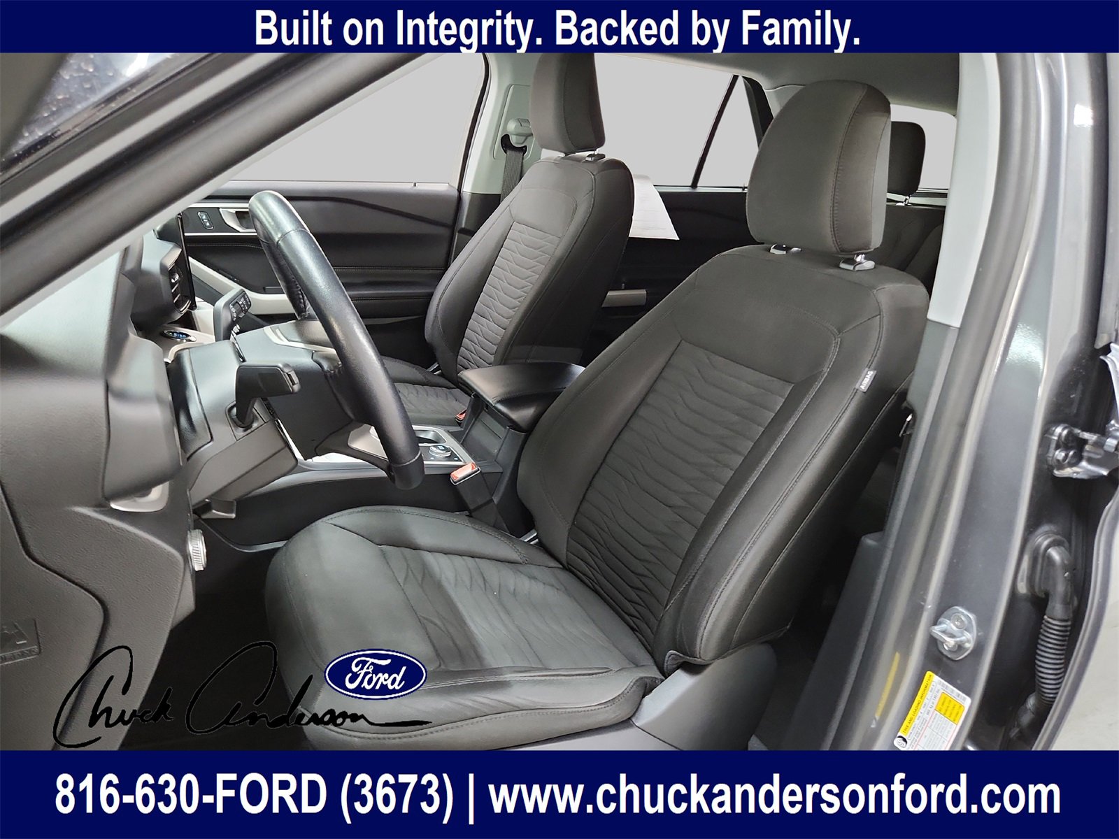 Used 2021 Ford Explorer XLT image 29