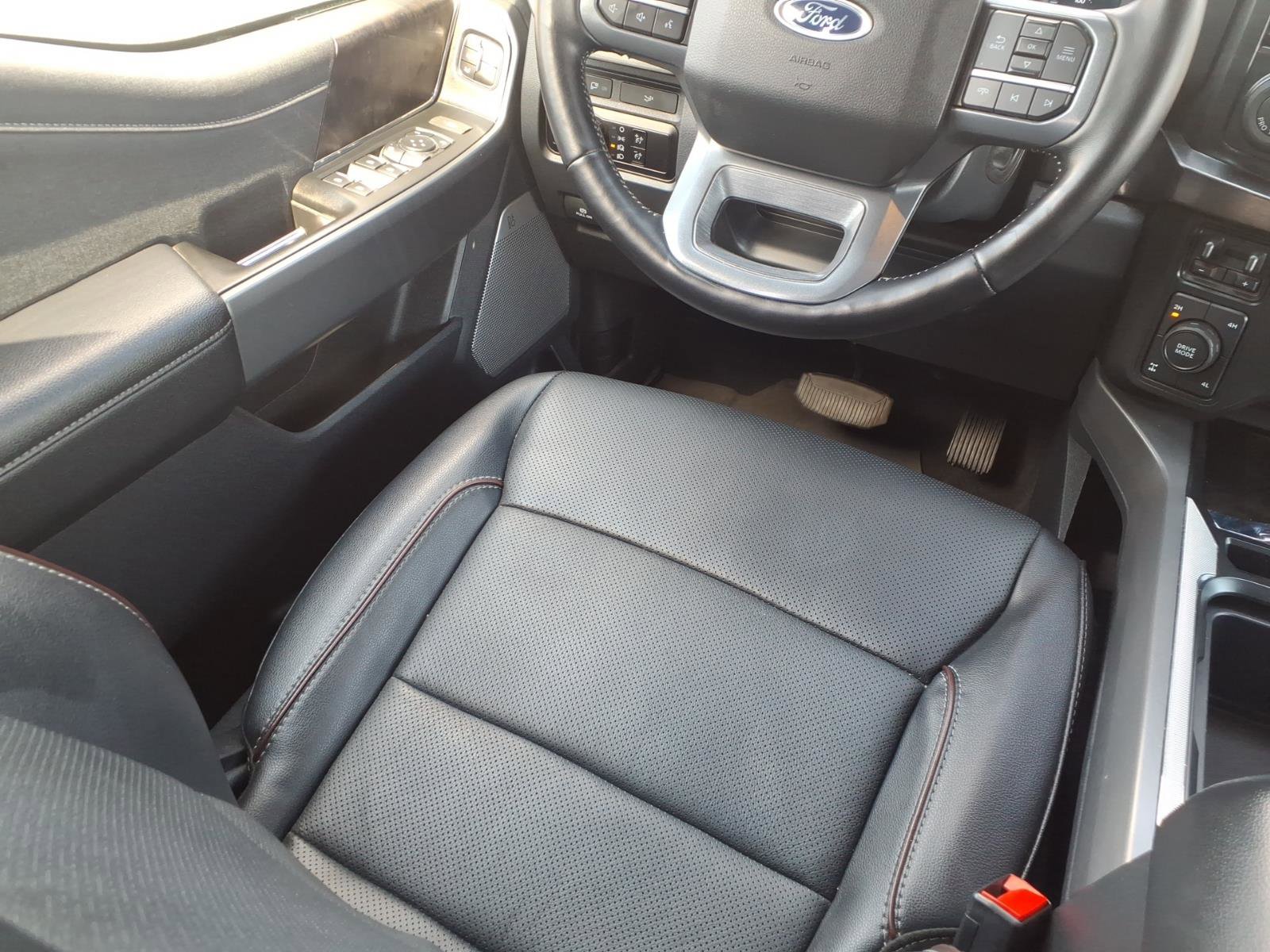 Used 2023 Ford F250 Lariat w/ Lariat Ultimate Package image 33
