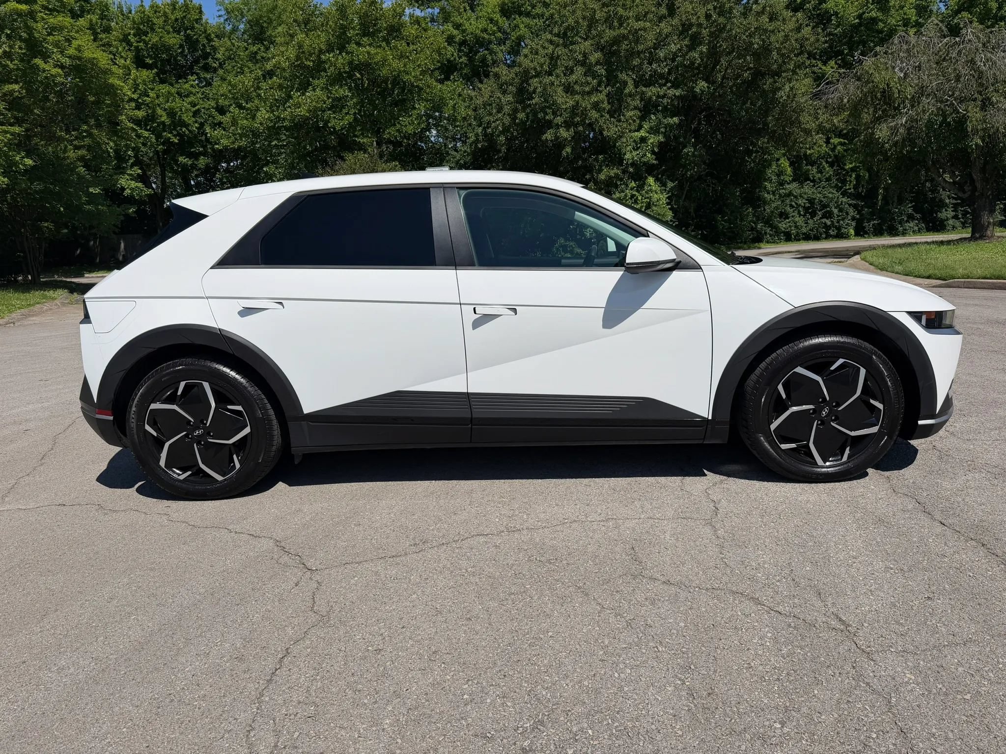 Used 2024 Hyundai Ioniq 5 SEL RWD image 4