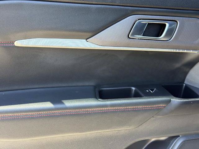 Certified 2025 Ford Explorer ST-Line RWD image 19