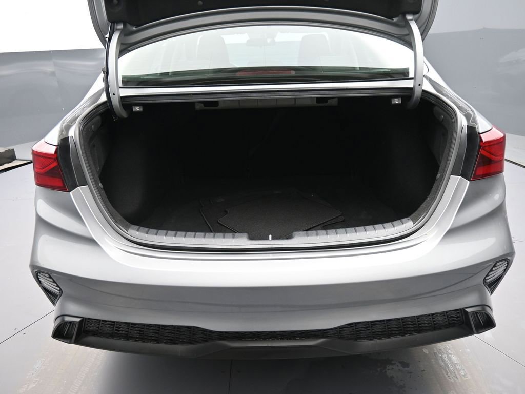 Certified 2024 Kia Forte LXS w/ LXS Technology Package image 21