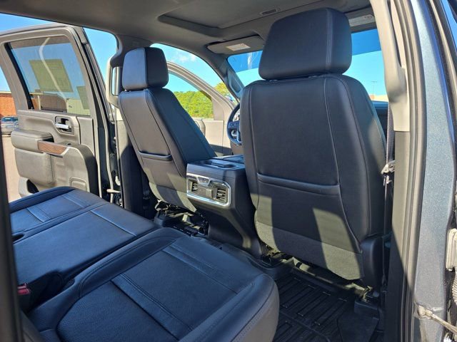 Used 2020 GMC Sierra 3500 Denali w/ Denali Ultimate Package image 11