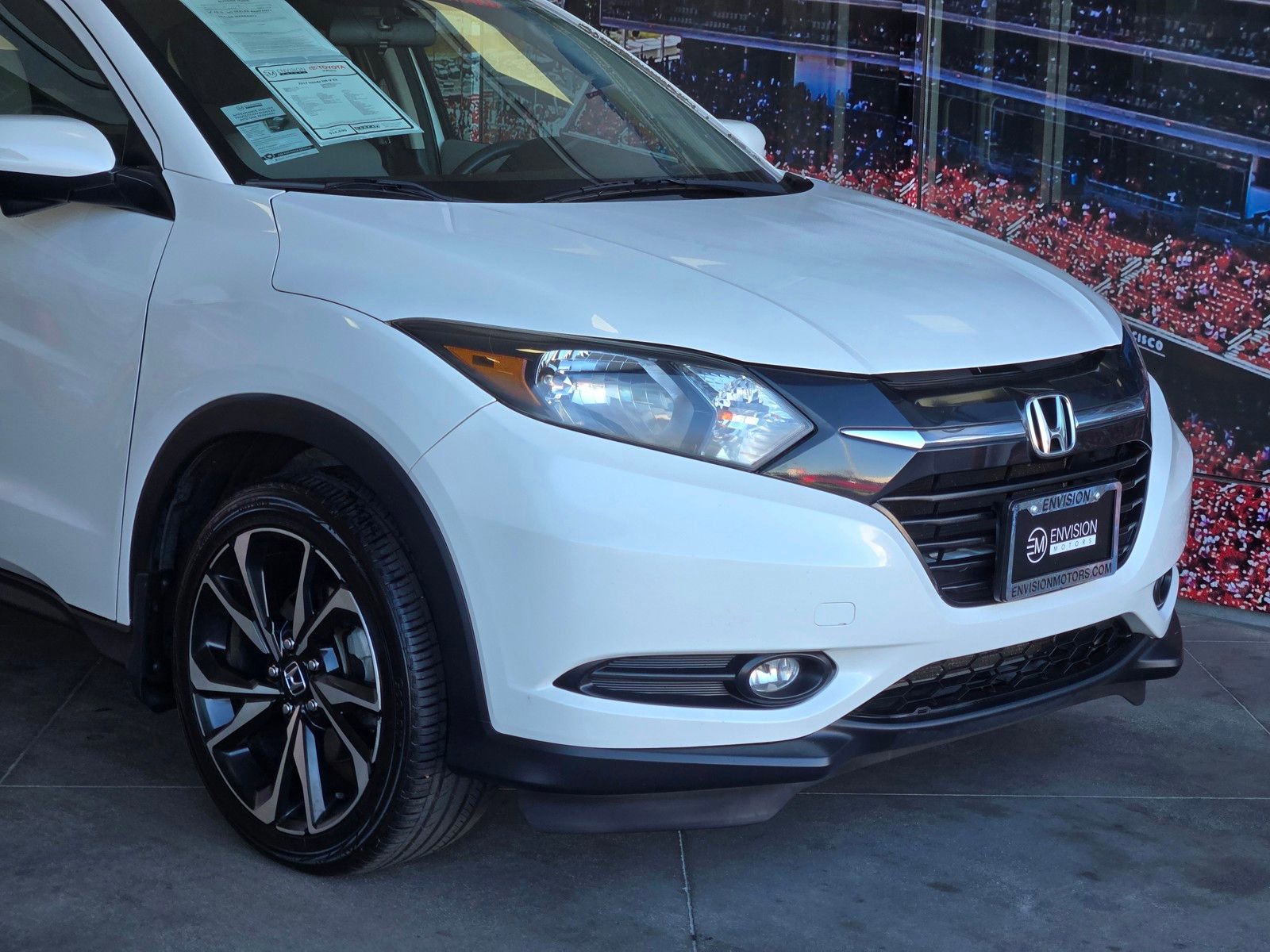 Used 2017 Honda HR-V EX image 2