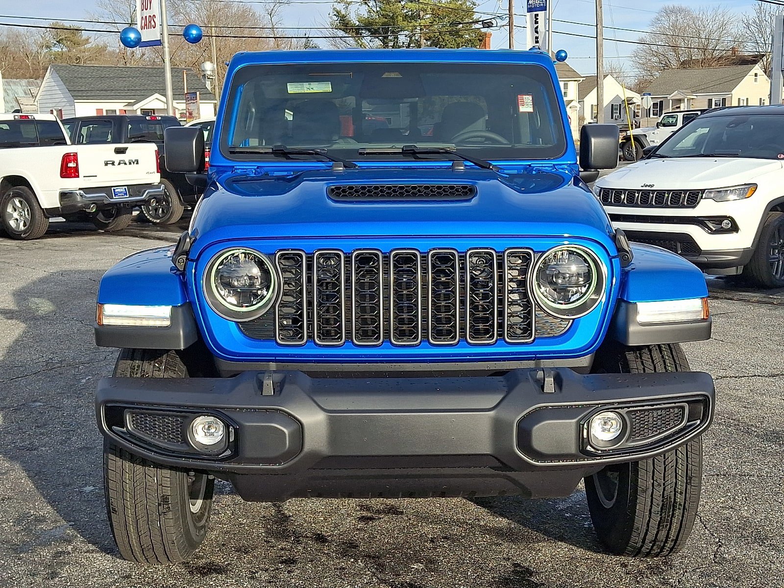 New 2026 Jeep Gladiator Sport AWD/4WD image 2