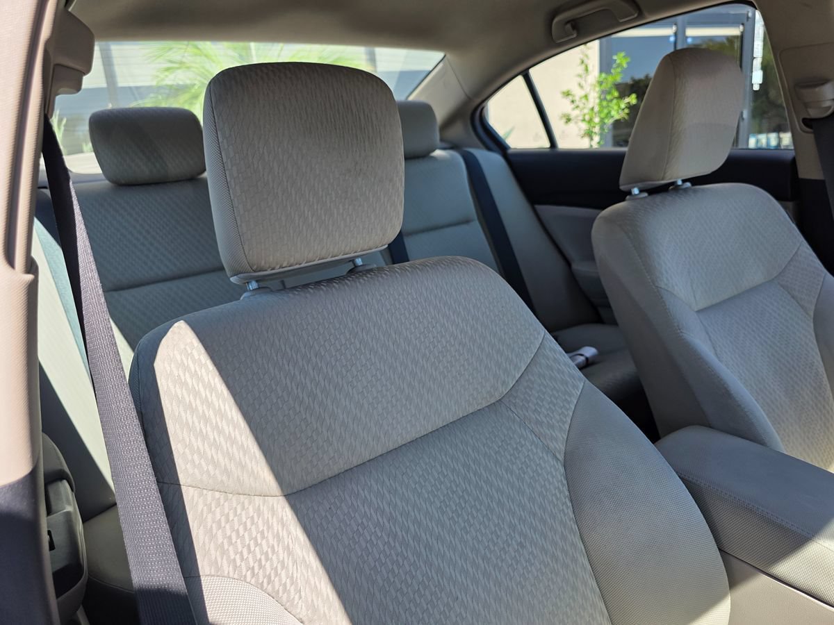 Used 2015 Honda Civic SE image 15